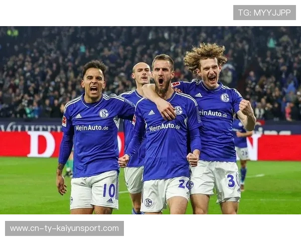 沙尔克04逆转对手，重燃保级希望，沙尔克04贴吧