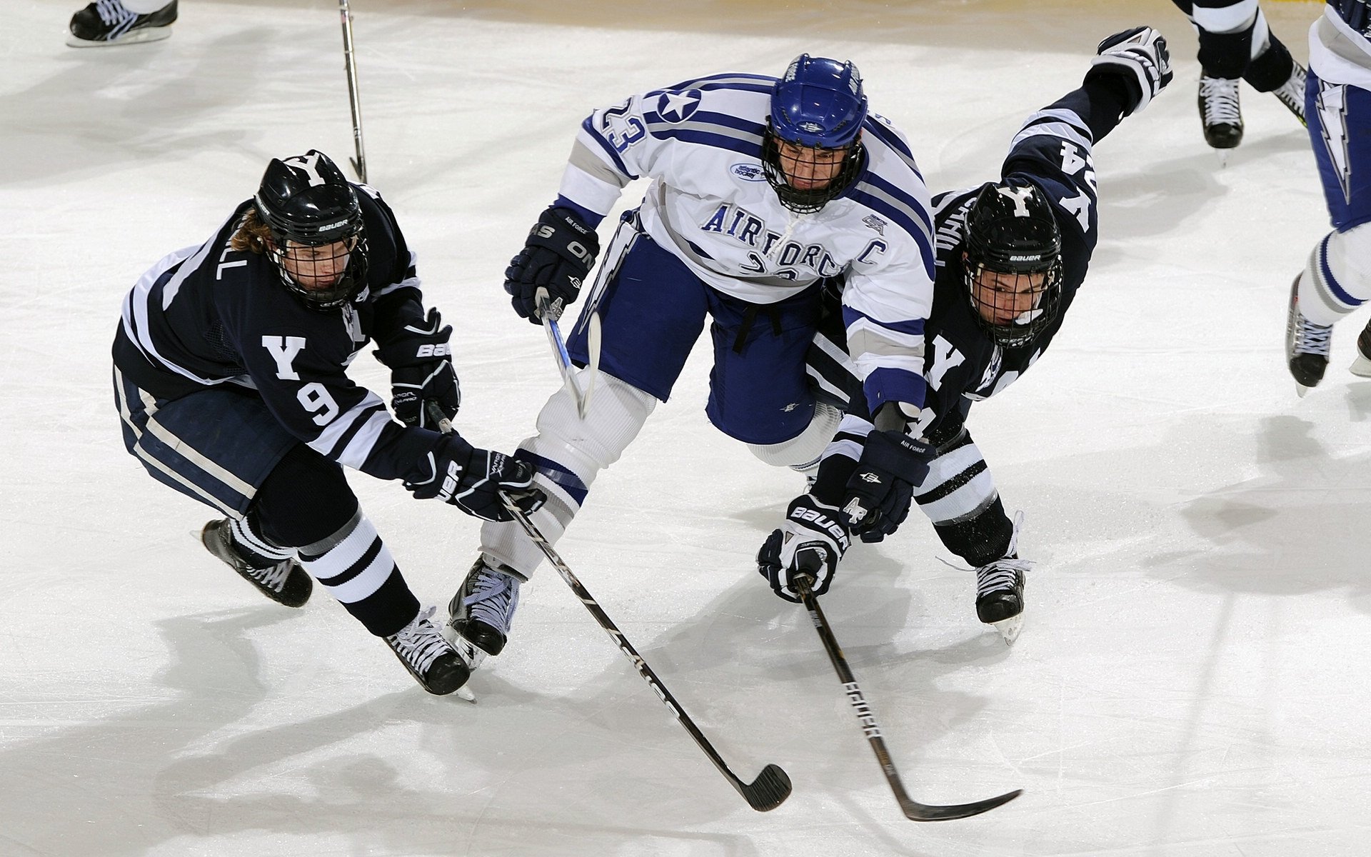阿伦·斯密斯:全黑队的“进攻发动机”,每次进攻都打破常规